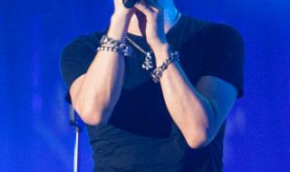 汪峰演唱会表白 汪峰演唱会表白